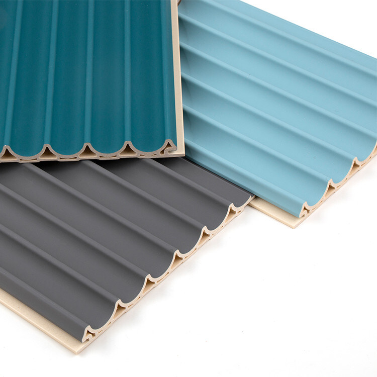 Διακοσμητική τρισδιάστατη επιτροπή ανώτατων υπαίθρια 15mm στρογγυλή καγκέλων WPC ξύλινη