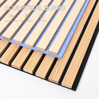 Slats καγκέλων τοίχων επιτροπής τοίχων WPC Fluted ακουστική ξύλινη αντι γρατσουνιά